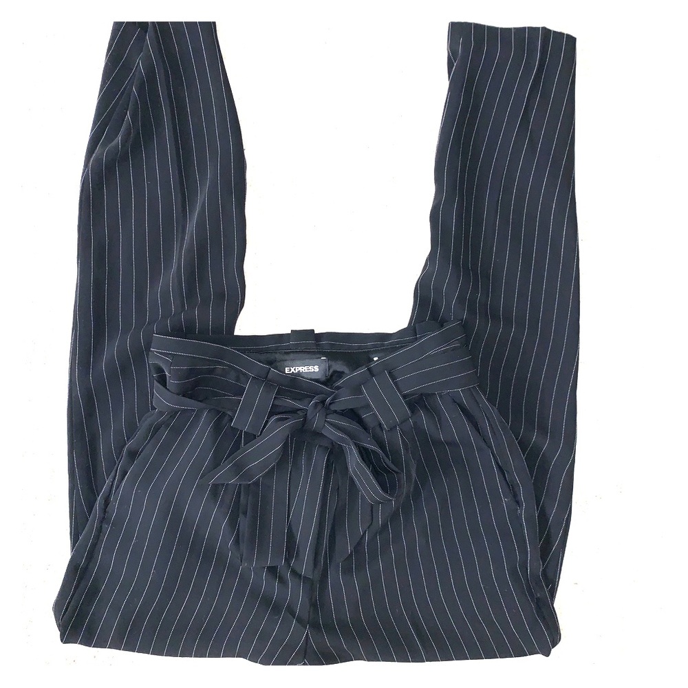 EXPRESS High Waisted ankle dress pants with bow